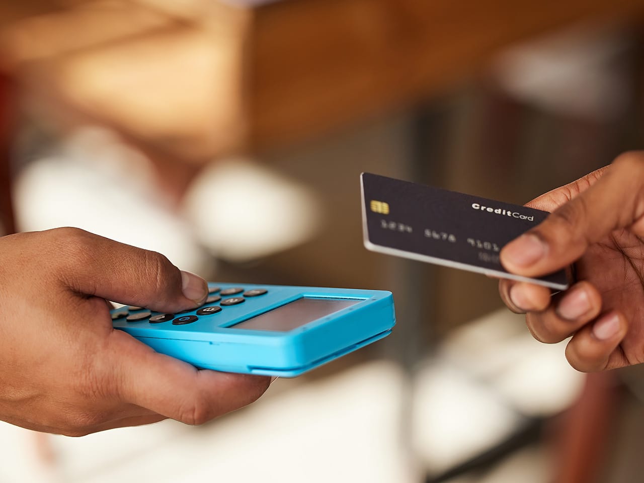 Realizar una compra con tarjeta de crédito